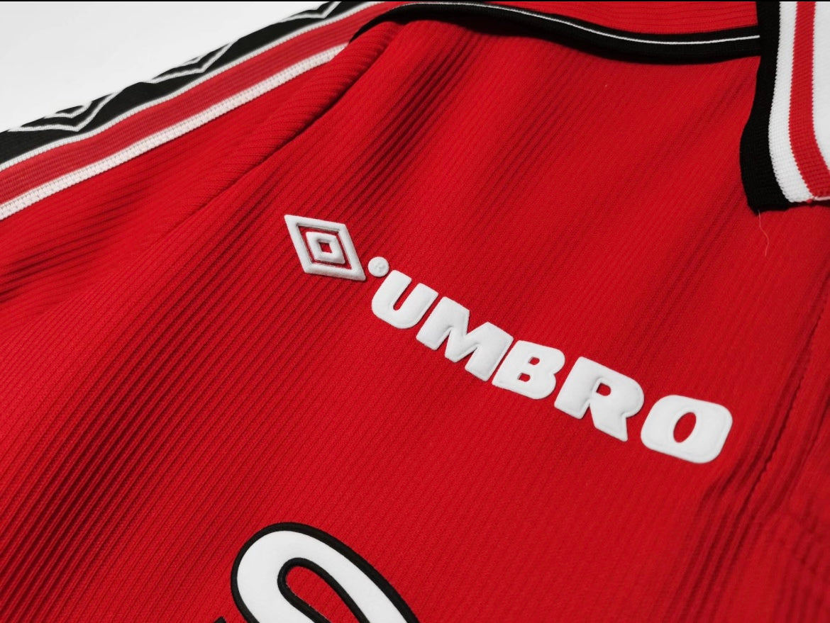 Manchester United 1998/99 Home Long Sleeve Shirt