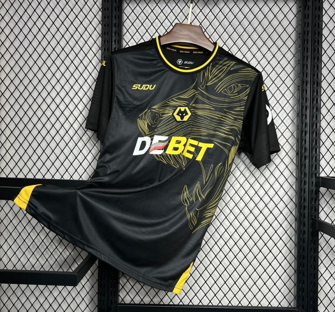 Wolverhampton 2024/25 Away