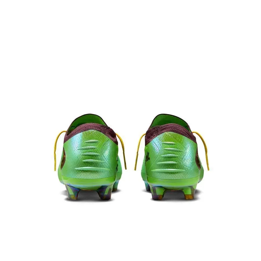 Image of Nike Phantom 6 Elite Low FG Travis Scott - Vert/Doré
