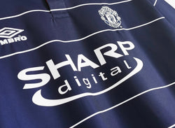 Image of Manchester United 1999/00 Away