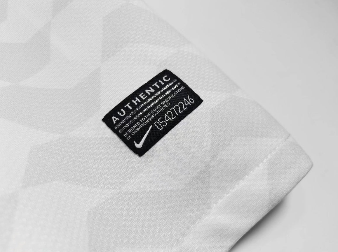 Corinthians 2011/12 Away
