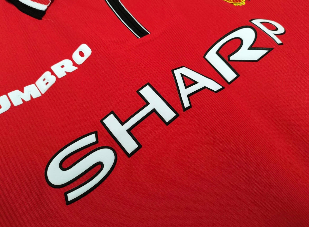 Manchester United 1998/99 Home Long Sleeve Shirt
