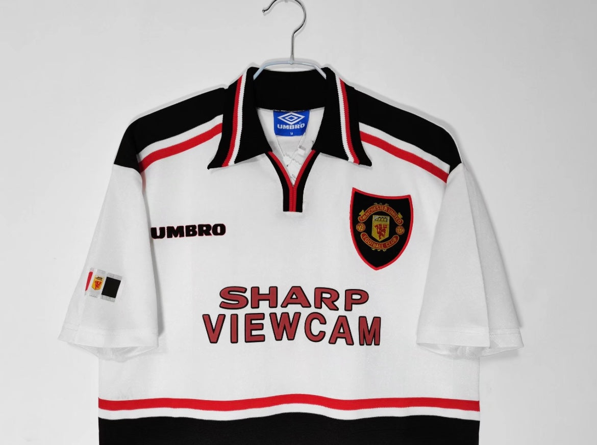 Manchester United 1998/99 Away