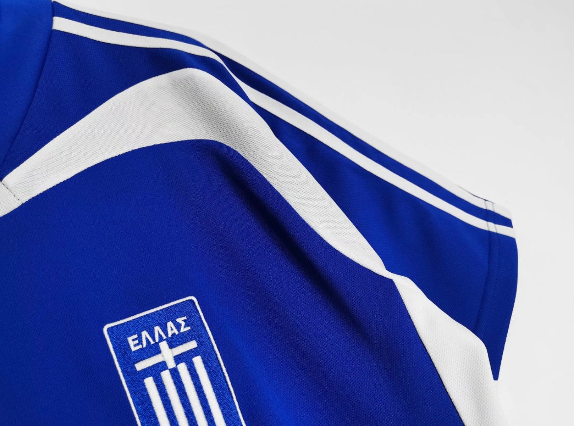 Greece 2004 Away