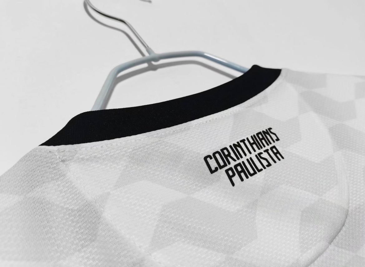 Corinthians 2011/12 Away