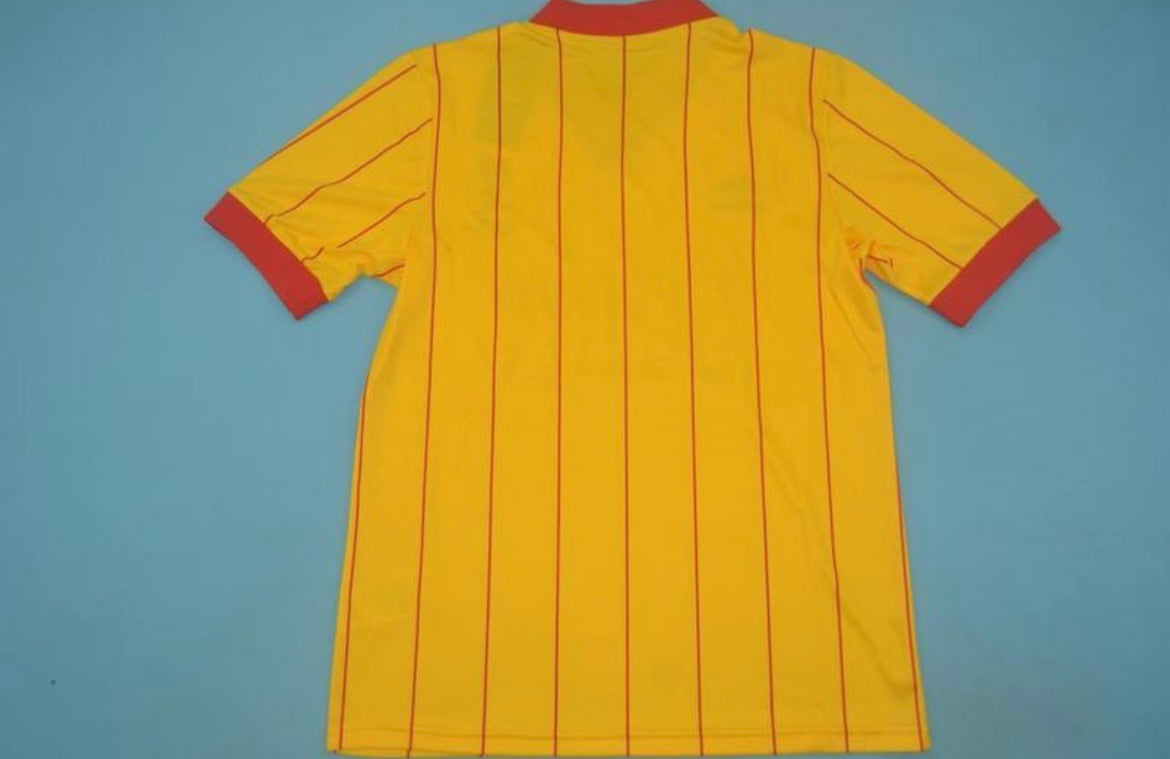 Liverpool 1981/82 Away