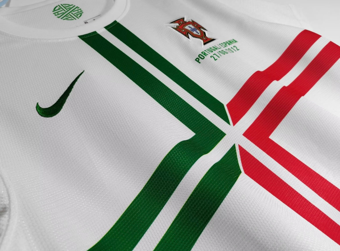 Portugal 2012 Away