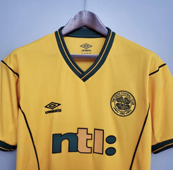Image of Celtic 2001/02 Extérieur