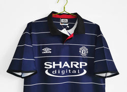 Image of Manchester United 1999/00 Away