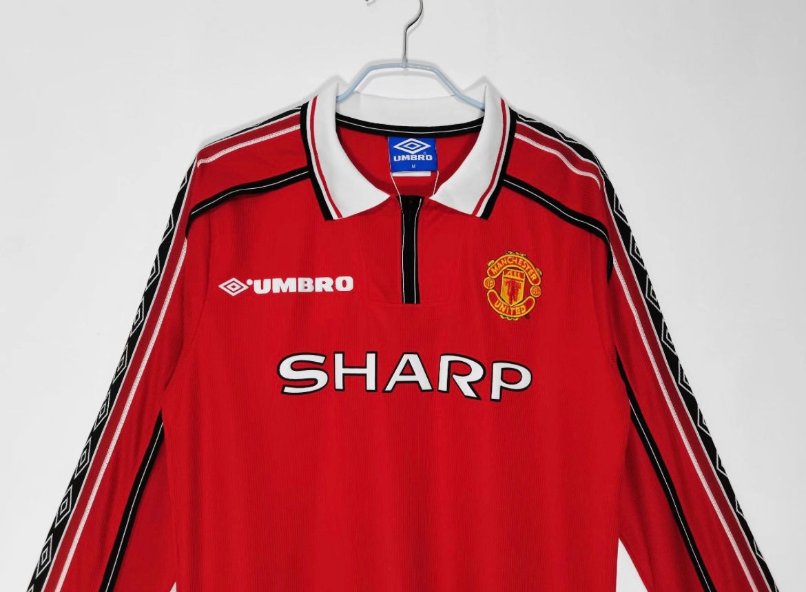 Manchester United 1998/99 Home Long Sleeve Shirt