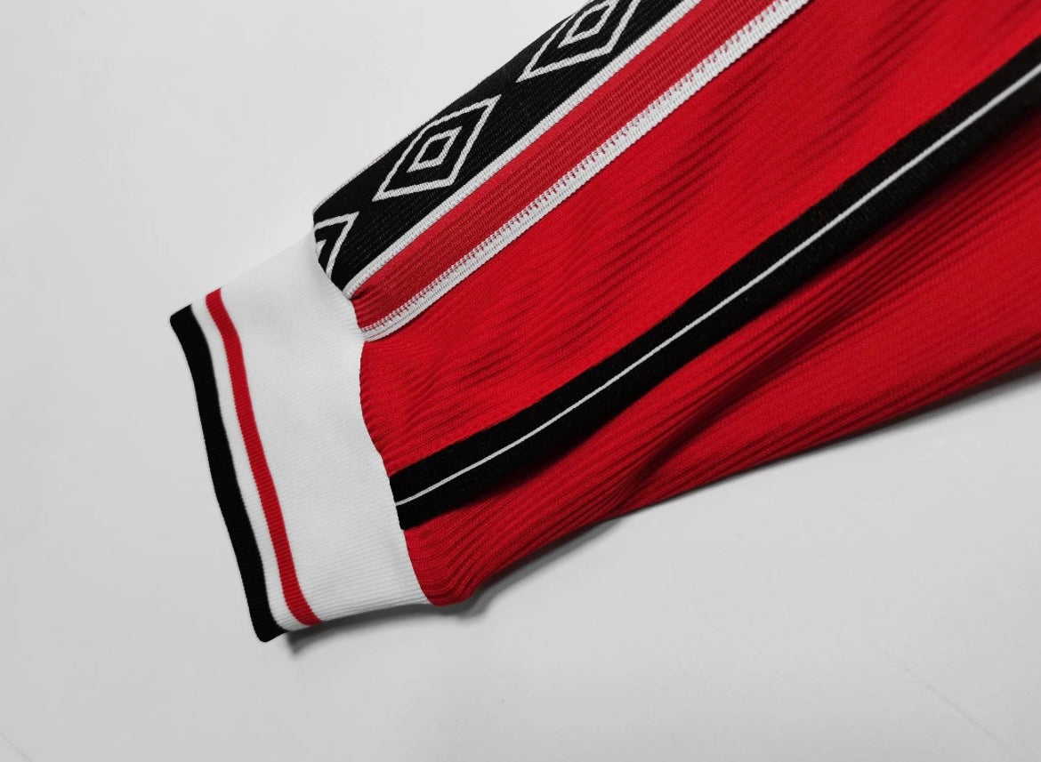 Manchester United 1998/99 Home Long Sleeve Shirt