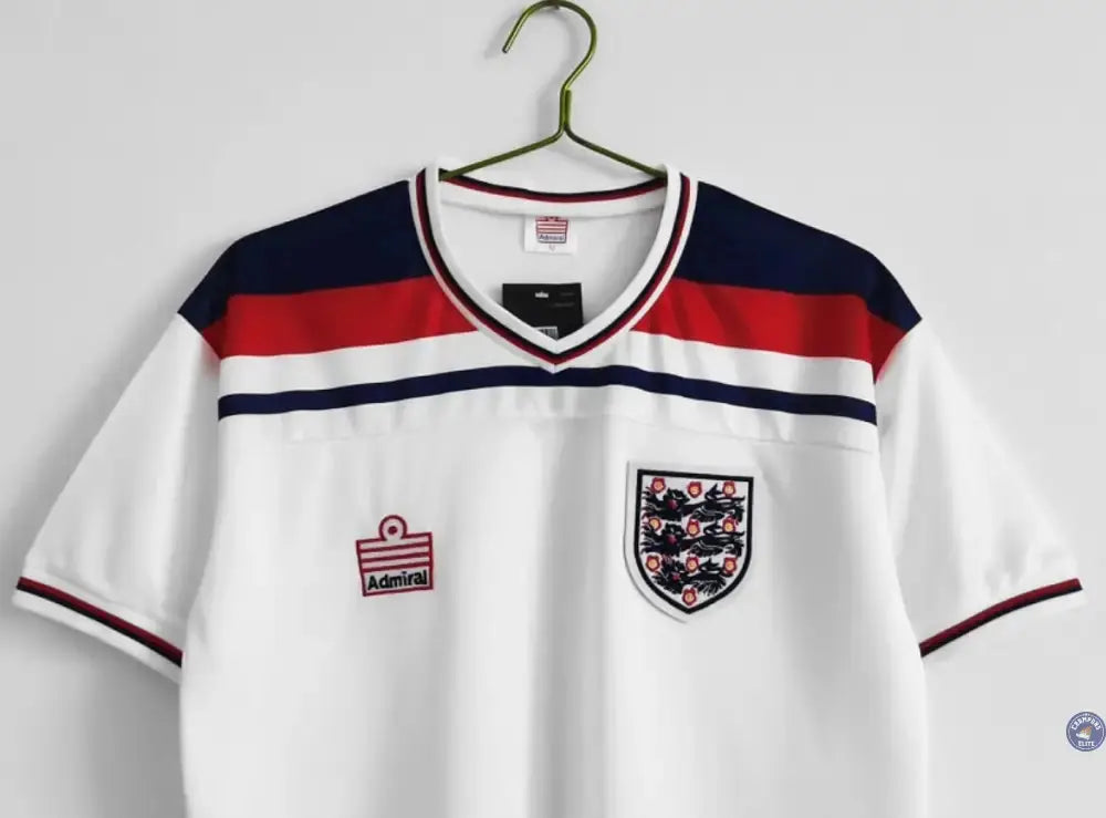 Angleterre 1982 Domicile