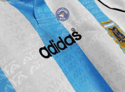 Image of Argentine 1996 Domicile