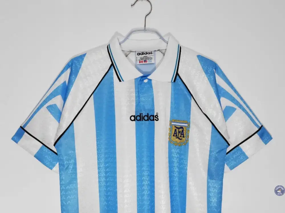 Argentine 1996 Domicile