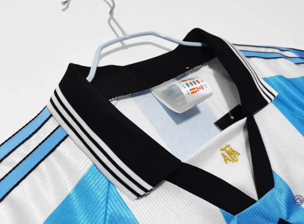 Image of Argentine 1998 Domicile