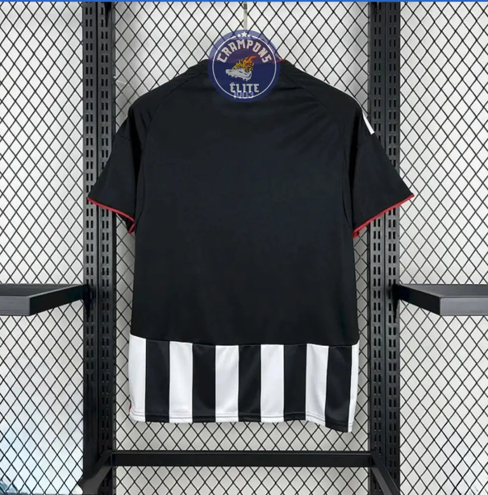 Image of Besiktas 2025/26 Domicile