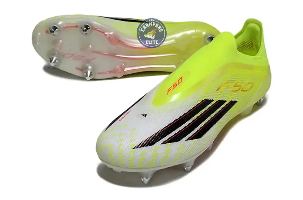 Bottes de football F50 Laceless Elite SG, jaune néon avec rayures noires et accents rouge lucide, semelle à crampons.