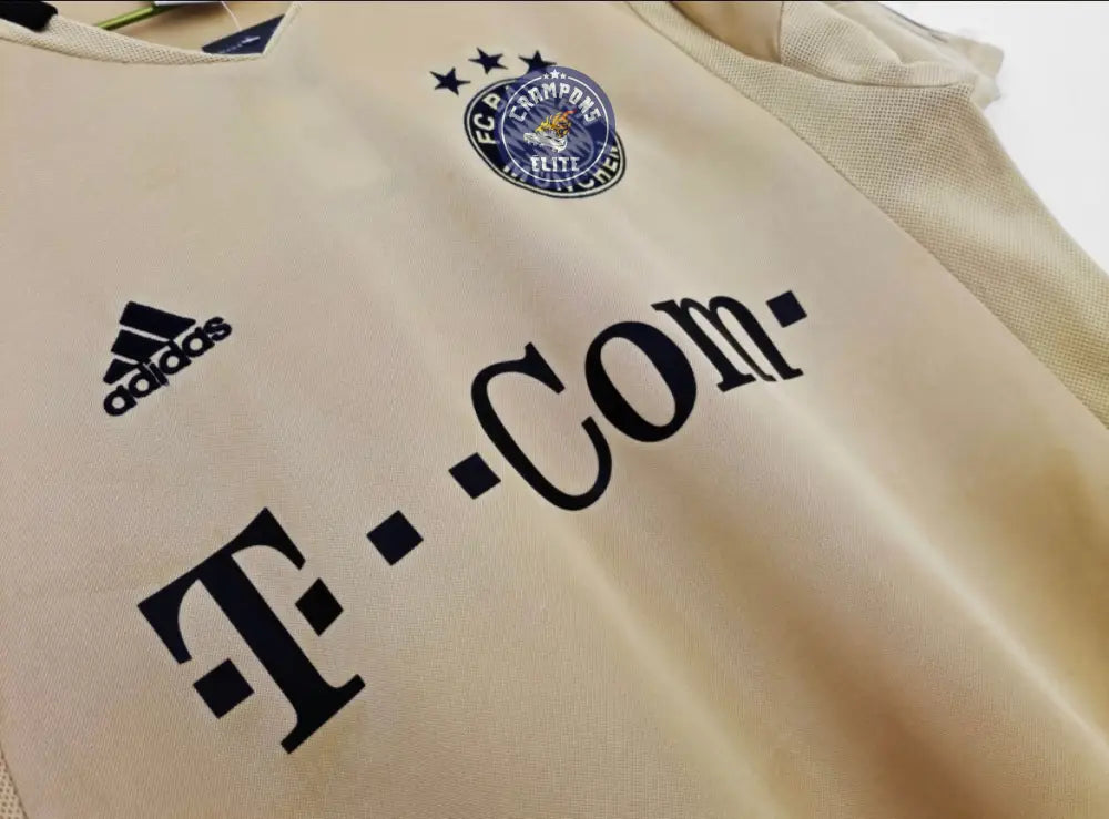 Image of FC Bayern 2004/05 Extérieur