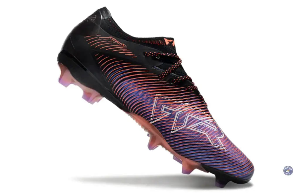 FUTURE 8 LOW FG - Noir/Blanc/Glowing Red