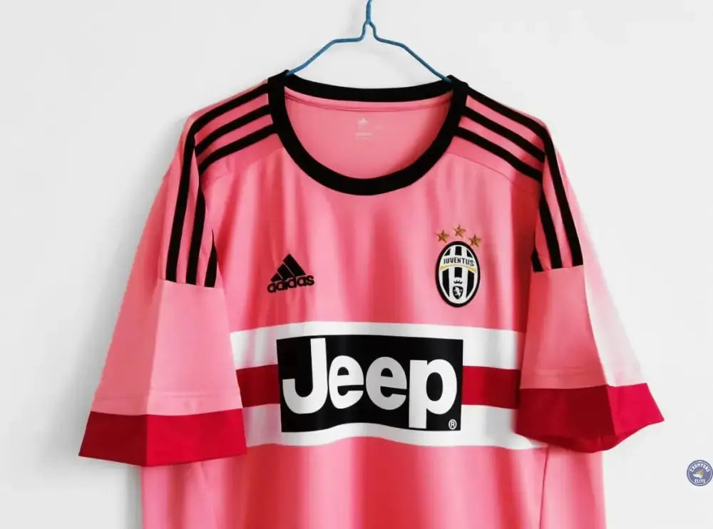 Image of Juventus 2015/16 Extérieur