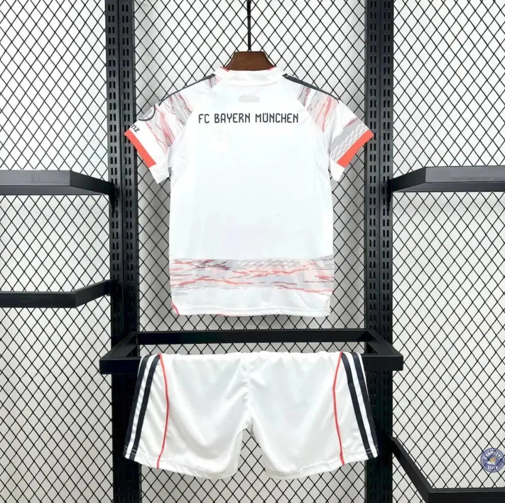 Kits Enfants FC Bayern 2025/26 Extérieur