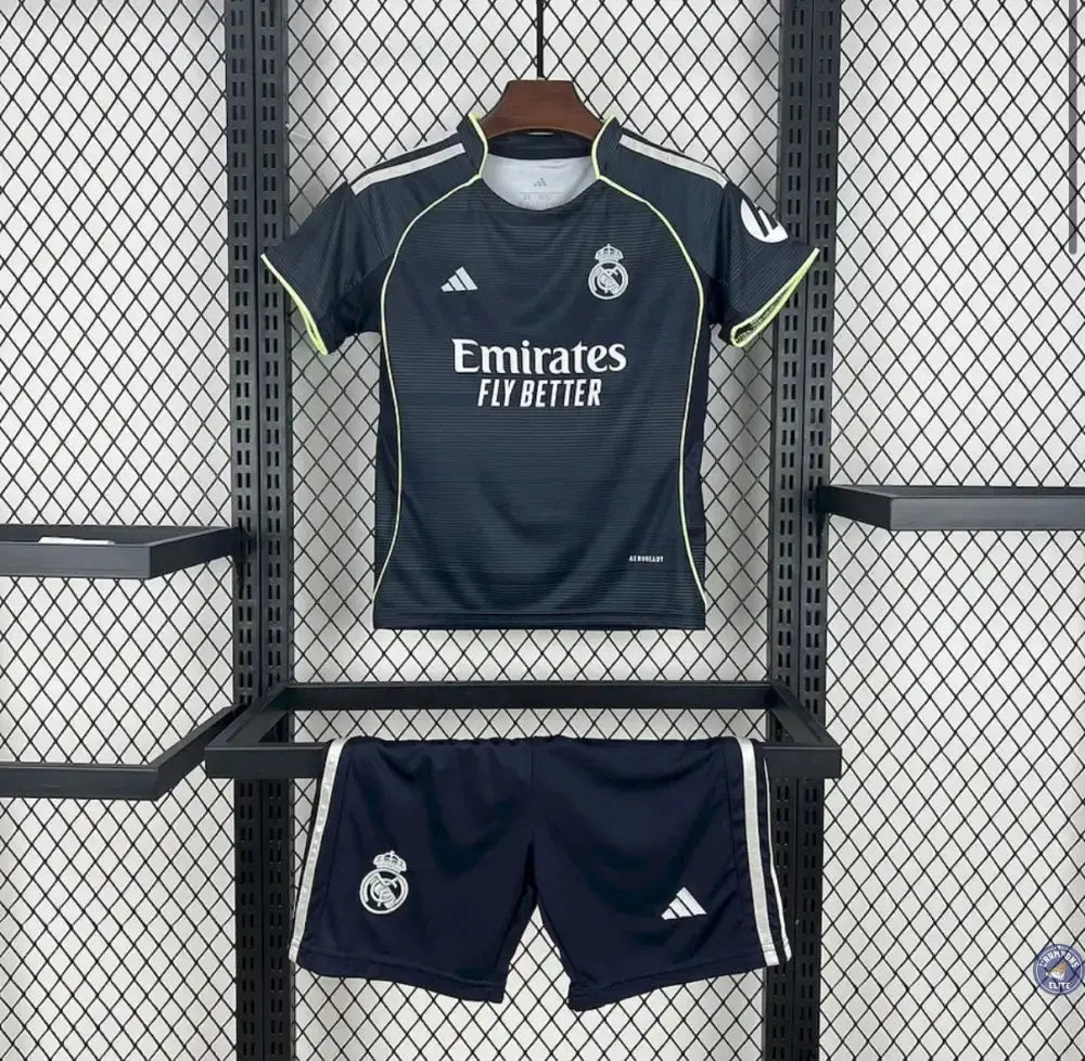 Image of Kits Enfants Real Madrid 2025/26 Extérieur