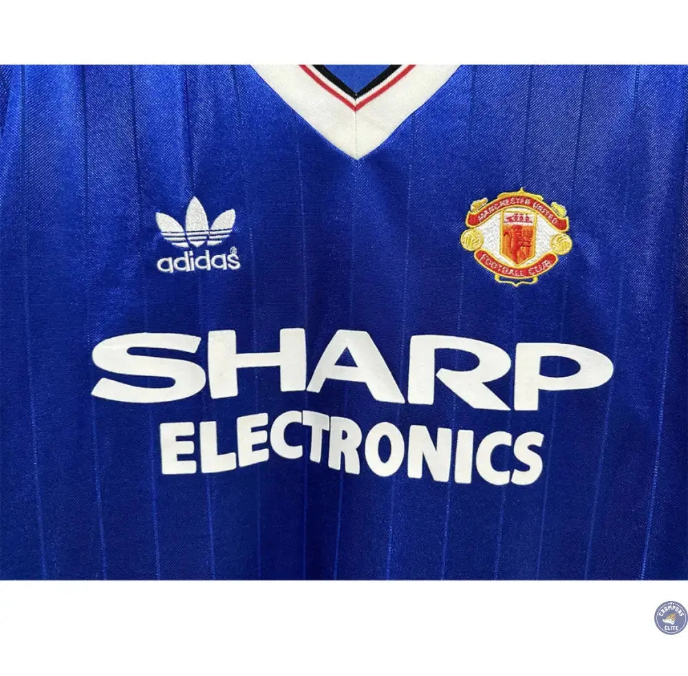 Image of Manchester United 1982/83 Third