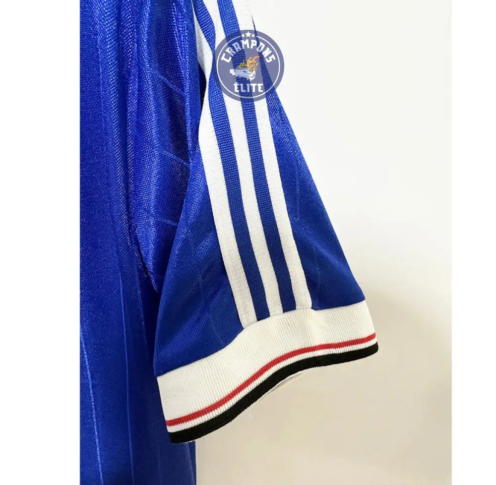 Image of Manchester United 1982/83 Third