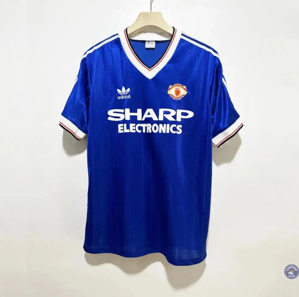 Image of Manchester United 1982/83 Third