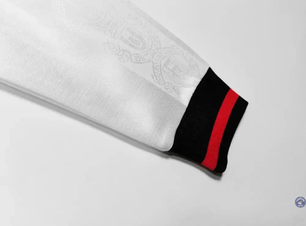 Image of Manchester United 1998/99 Extérieur à manches longues