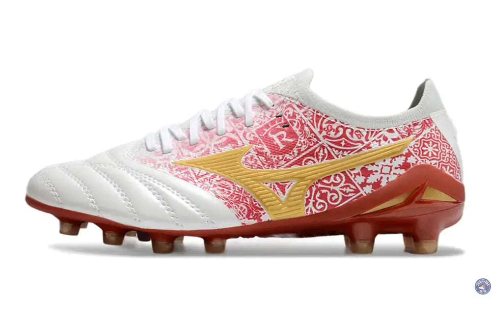 Image of Morelia Neo 4 Beta FG/AG Sergio Ramos 4 Vol. lll - Blanc/Doré/Rouge ÉDITION LIMITÉE