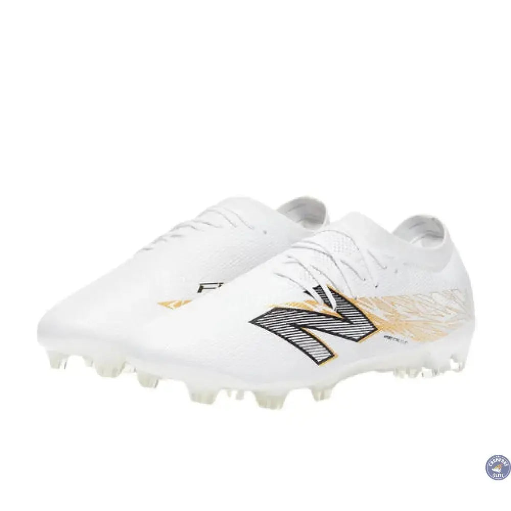 Image of New Balance FURON ELITE V8 FG - Blanc/Or Métallique/Noir