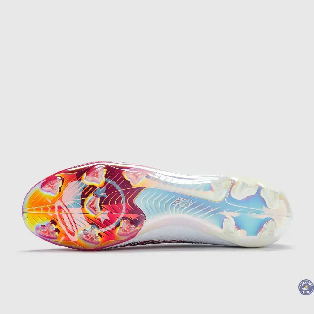 Image of NEW BALANCE  FURON V8 ELITE FG X SAKA - BLANC/ROUGE Ma boutique
