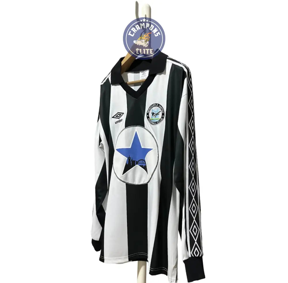 Image of Newcastle 1980/81 Domicile à manches longues