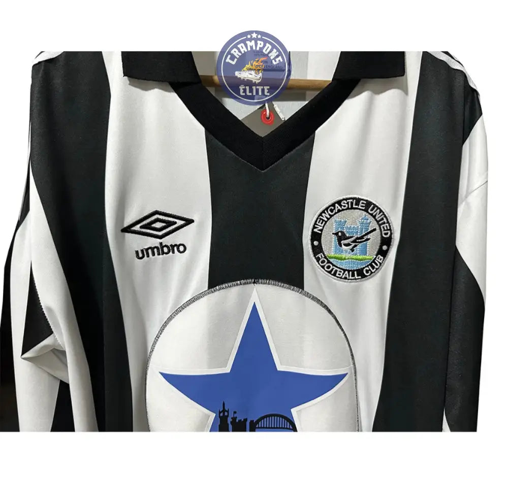 Image of Newcastle 1980/81 Domicile à manches longues
