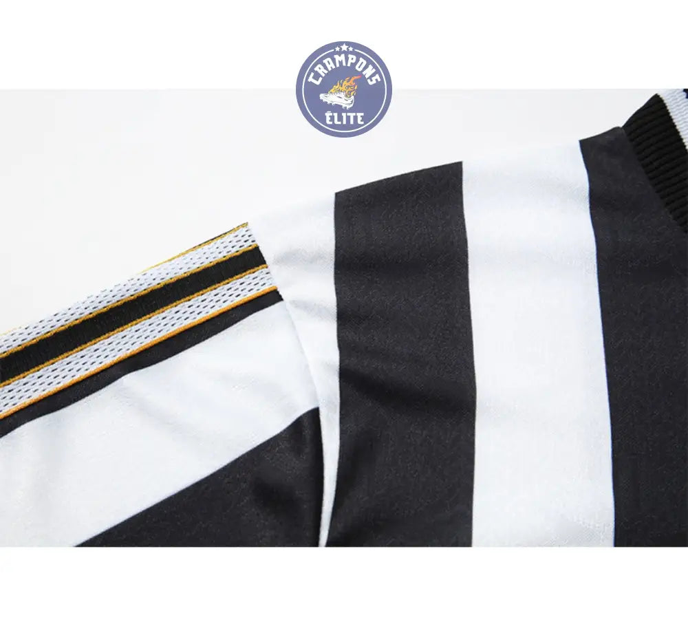 Image of Newcastle 1997/98 Domicile à manches longues