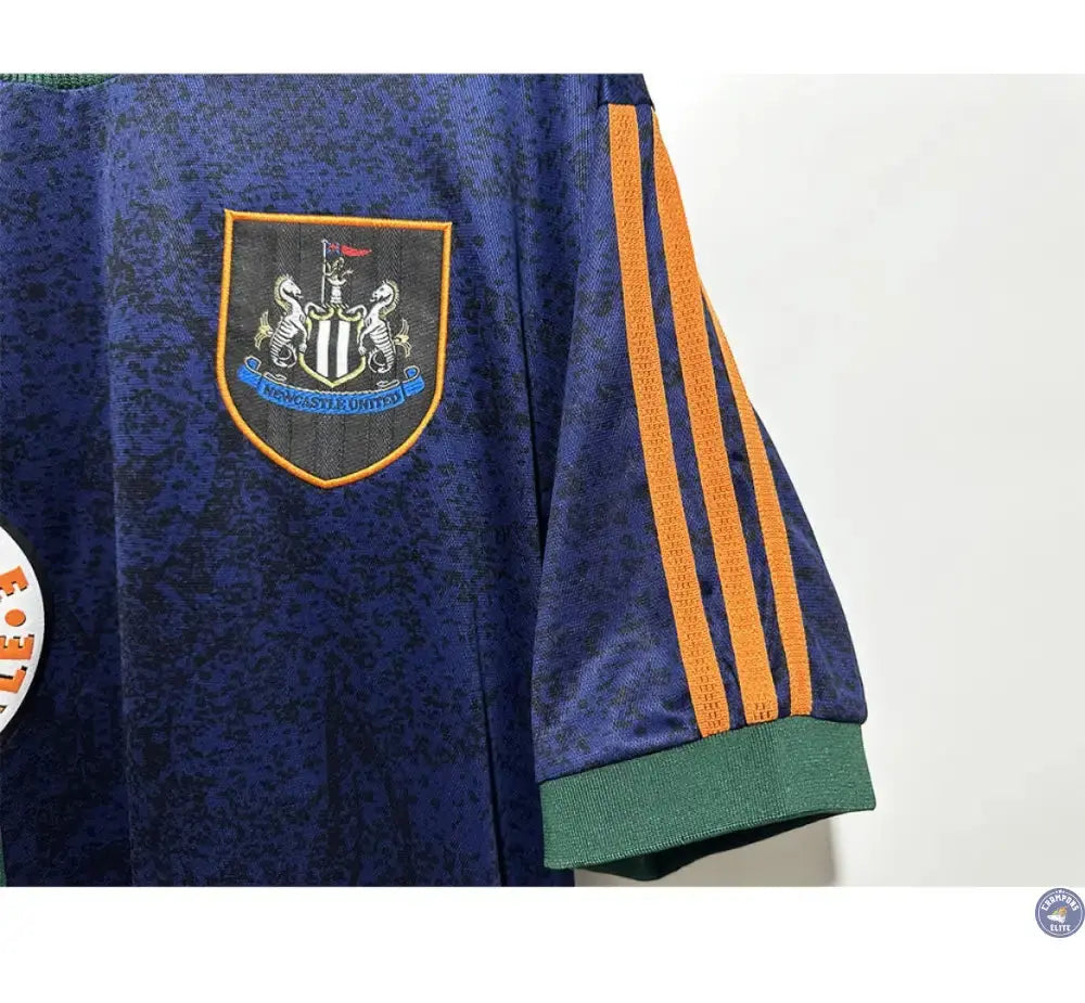 Image of Newcastle 1997/98 Extérieur