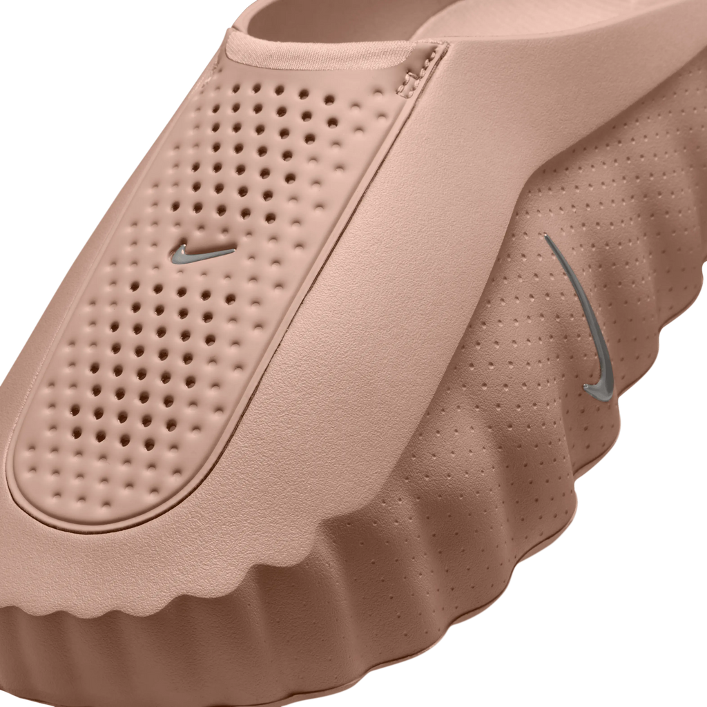 Nike Mind 001 Hemp - vue arrière de la sneaker de récupération Nike