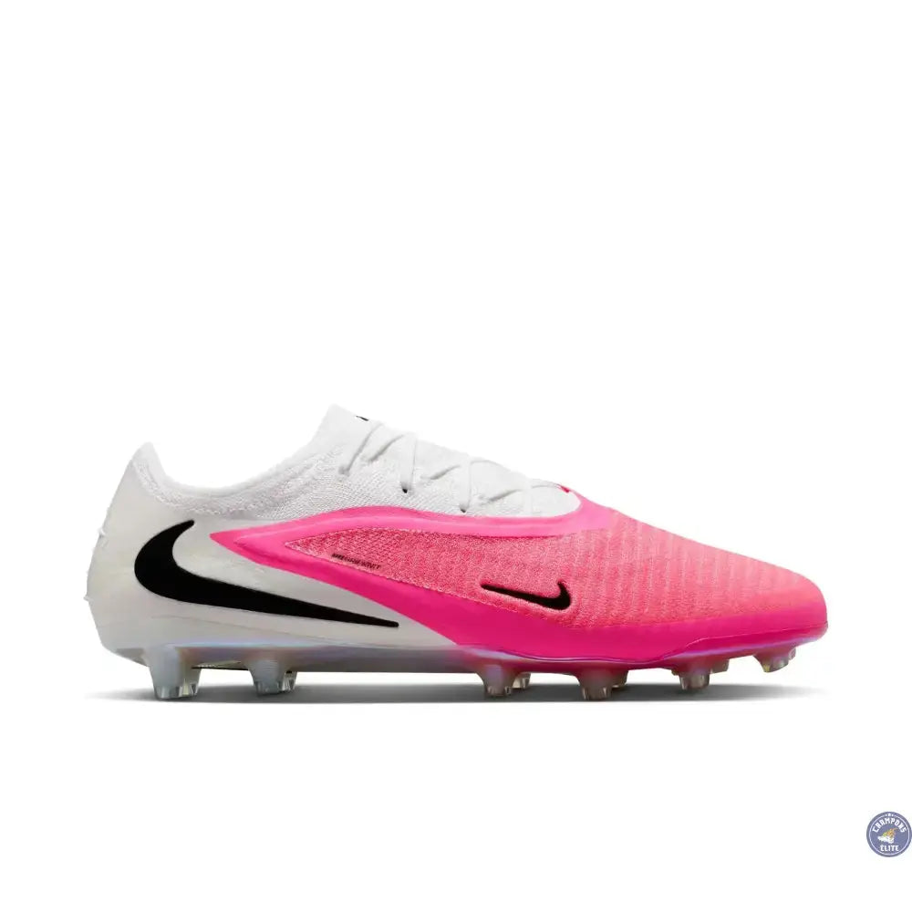 Nike Phantom 6 Elite Low Cut AG - Breakout Rose/Blanc/Noir - Crampons Elite