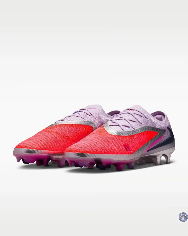Image of PHANTOM 6 ELITE LOW CUT FG ALEXIA PUTELLAS - ROUGE/GRIS Crampons Elite