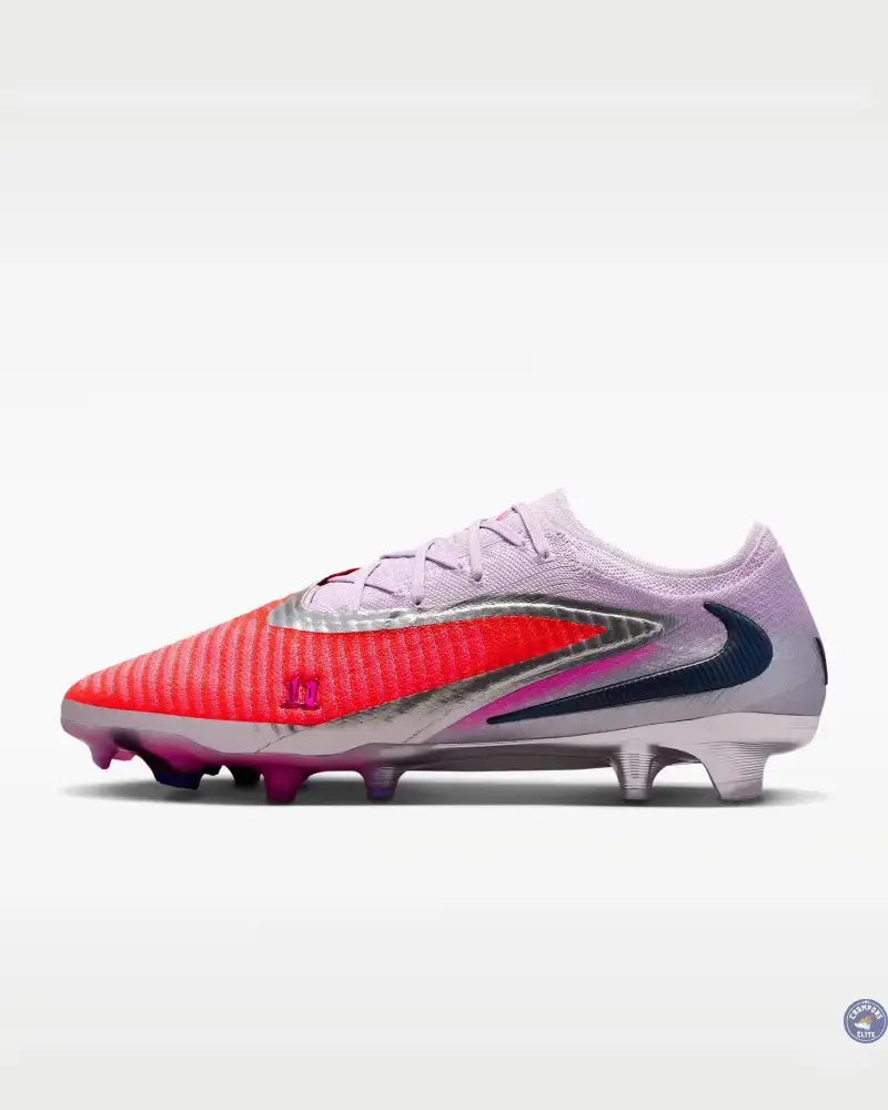 Image of PHANTOM 6 ELITE LOW CUT FG ALEXIA PUTELLAS - ROUGE/GRIS Crampons Elite