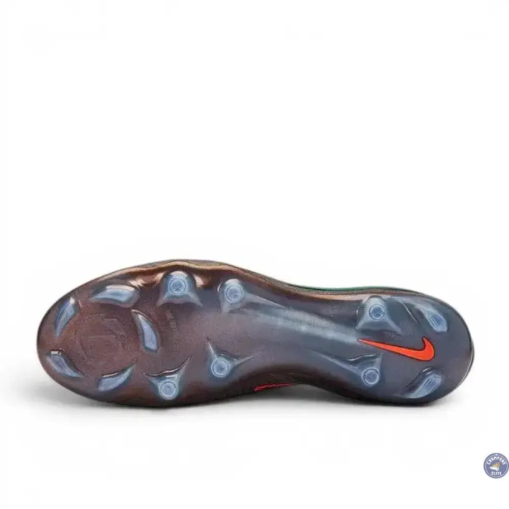 Image of Nike Phantom 6 Low Elite FG Heat-Up Cendre Moy/Or Ambré/Noir