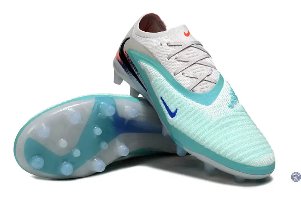 Image of PHANTOM 6 ELITE AG LOW CUT UNITED PACK 002 AG -BLANC/TURQUOISE/VIOLET