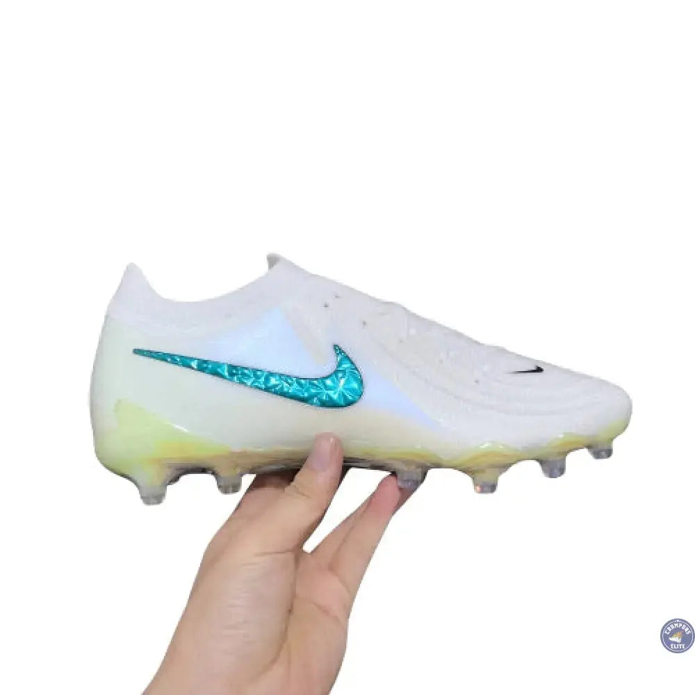Image of Phantom GX 2 AG Chromatic Pack - Blanc/Bleu