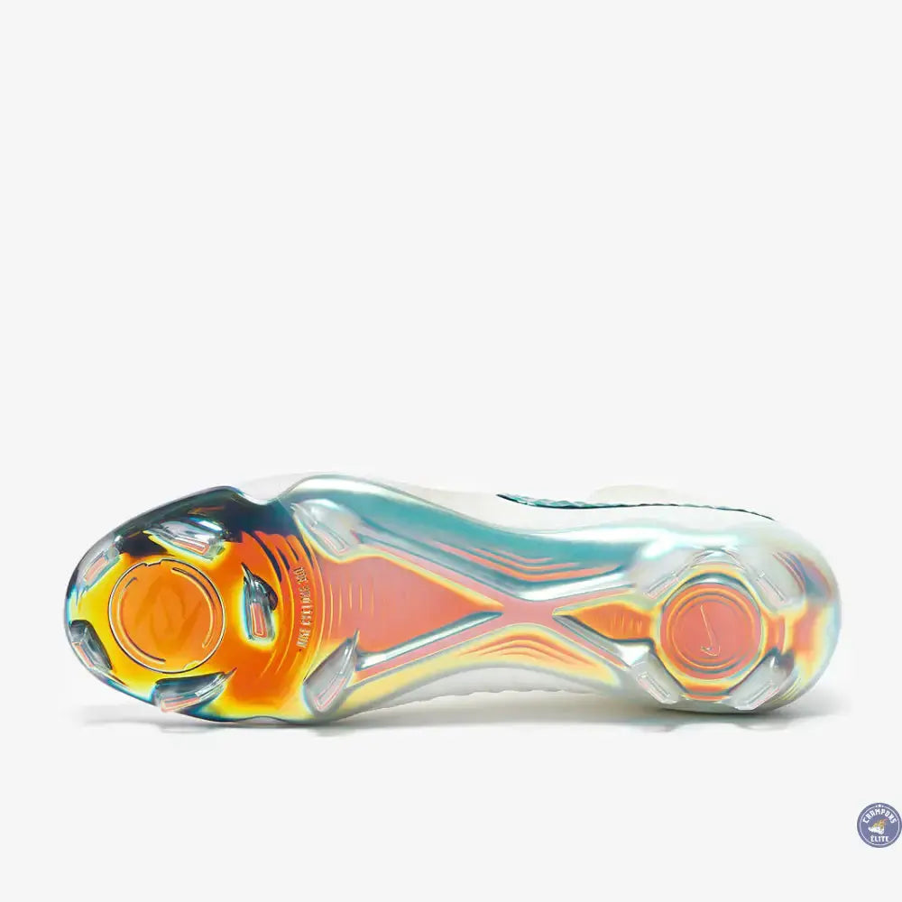Image of PHANTOM LUNA 2 ELITE FG CHROMATIC - BLANC/MULTICOLOR