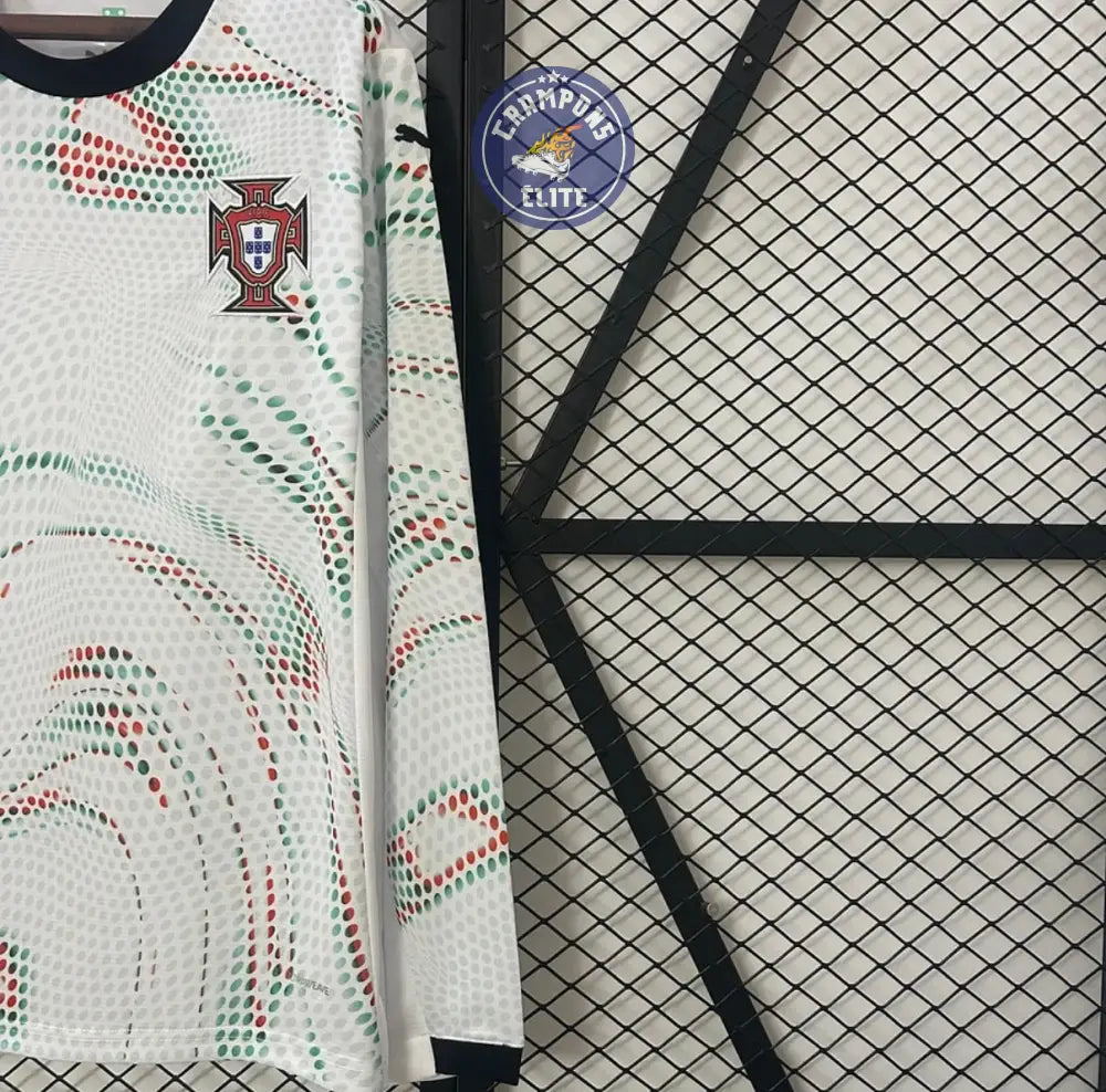 Image of Portugal 2025 Extérieur à manches longues