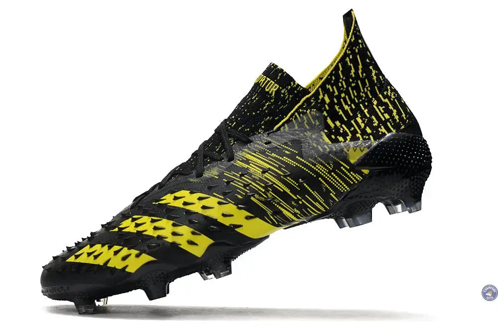 Image of Predator Freak.1 FG - Noir/Jaune