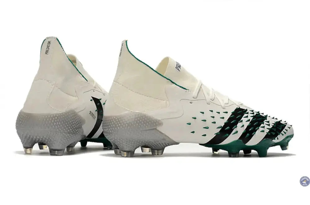 Predator Freak.1 Low FG Equipment - Blanc/Noir/Vert ÉDITION LIMITÉE