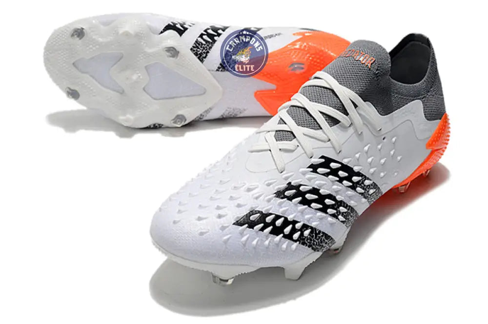 Image of Predator Freak Basse Lacets FG - Blanc/Noir/Orange