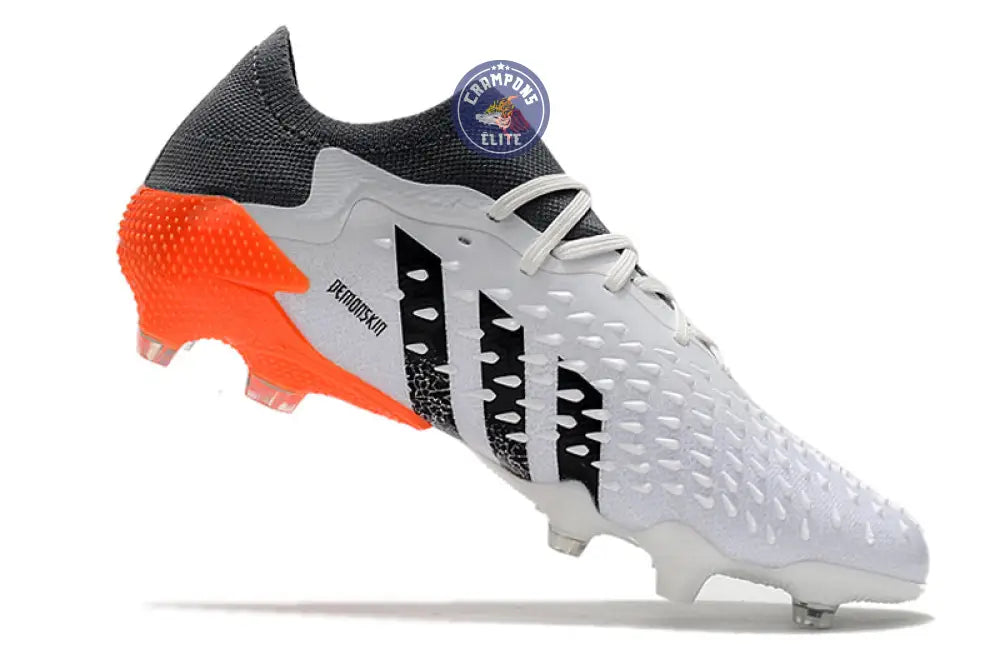 Image of Predator Freak Basse Lacets FG - Blanc/Noir/Orange